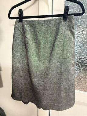 Ann Taylor Classic Gray Women's Pencil Skirt